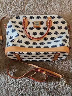 Dooney & Bourke zip Penn State